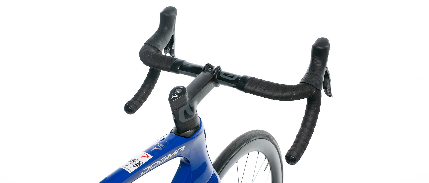 Pinarello Dogma F SRAM Red AXS Bicycle DEMO 3