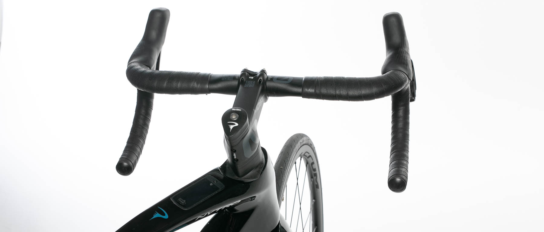 Pinarello Nytro Road E5 105 Di2 Bicycle DEMO 1