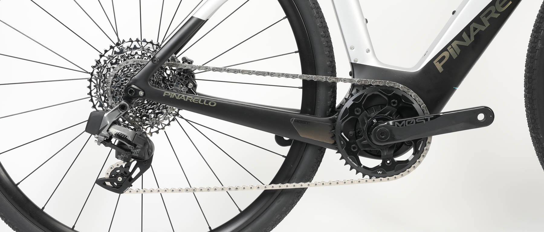 Pinarello Nytro Gravel E5 Rival AXS XPLR Bicycle