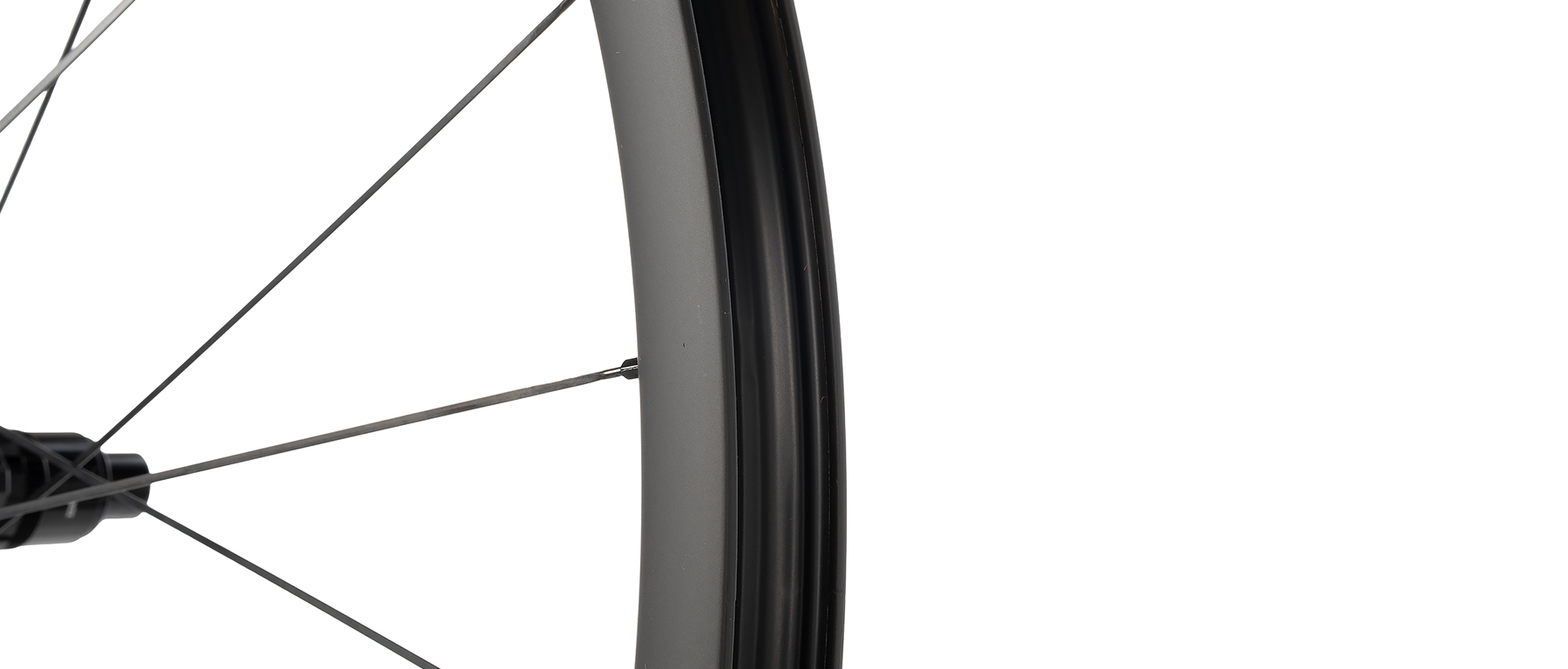 Reserve 32 DT 370 Carbon Rear Wheel