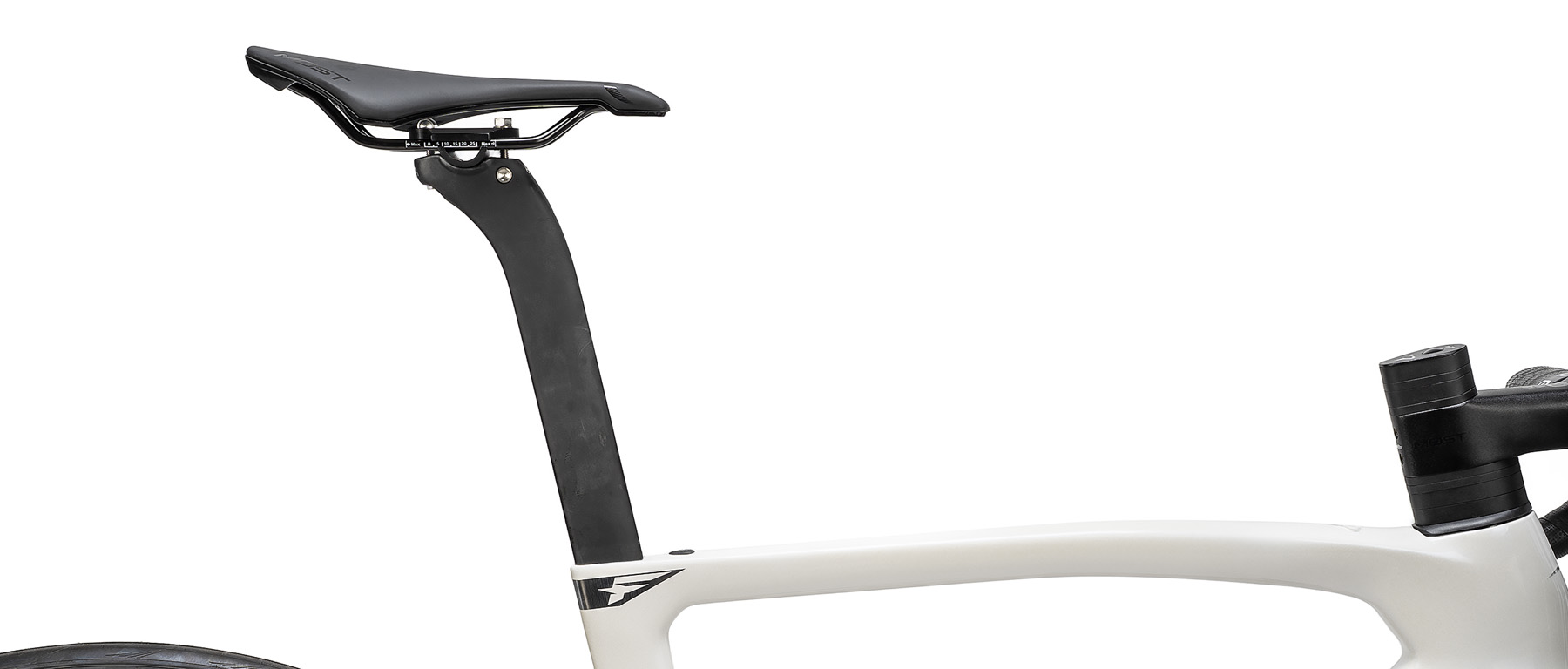 Pinarello F3 105 R7170 Di2 Bicycle DEMO 1