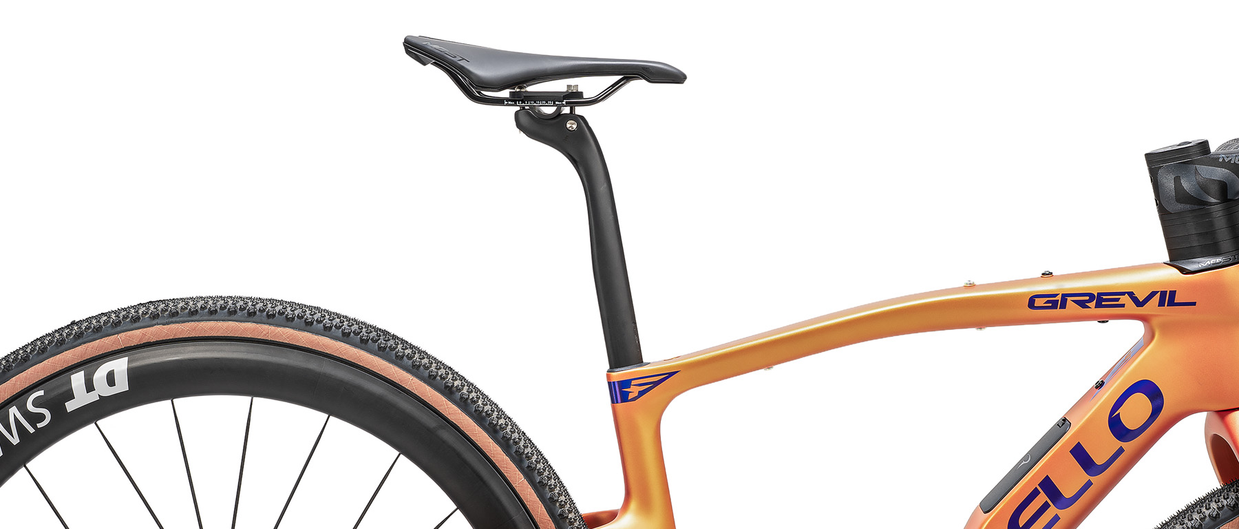 Pinarello Grevil F9 Red XPLR AXS Bicycle SAMPLE